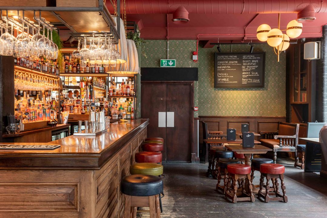 The Slaughtered Lamb • Clerkenwells favourite pub and live music venue